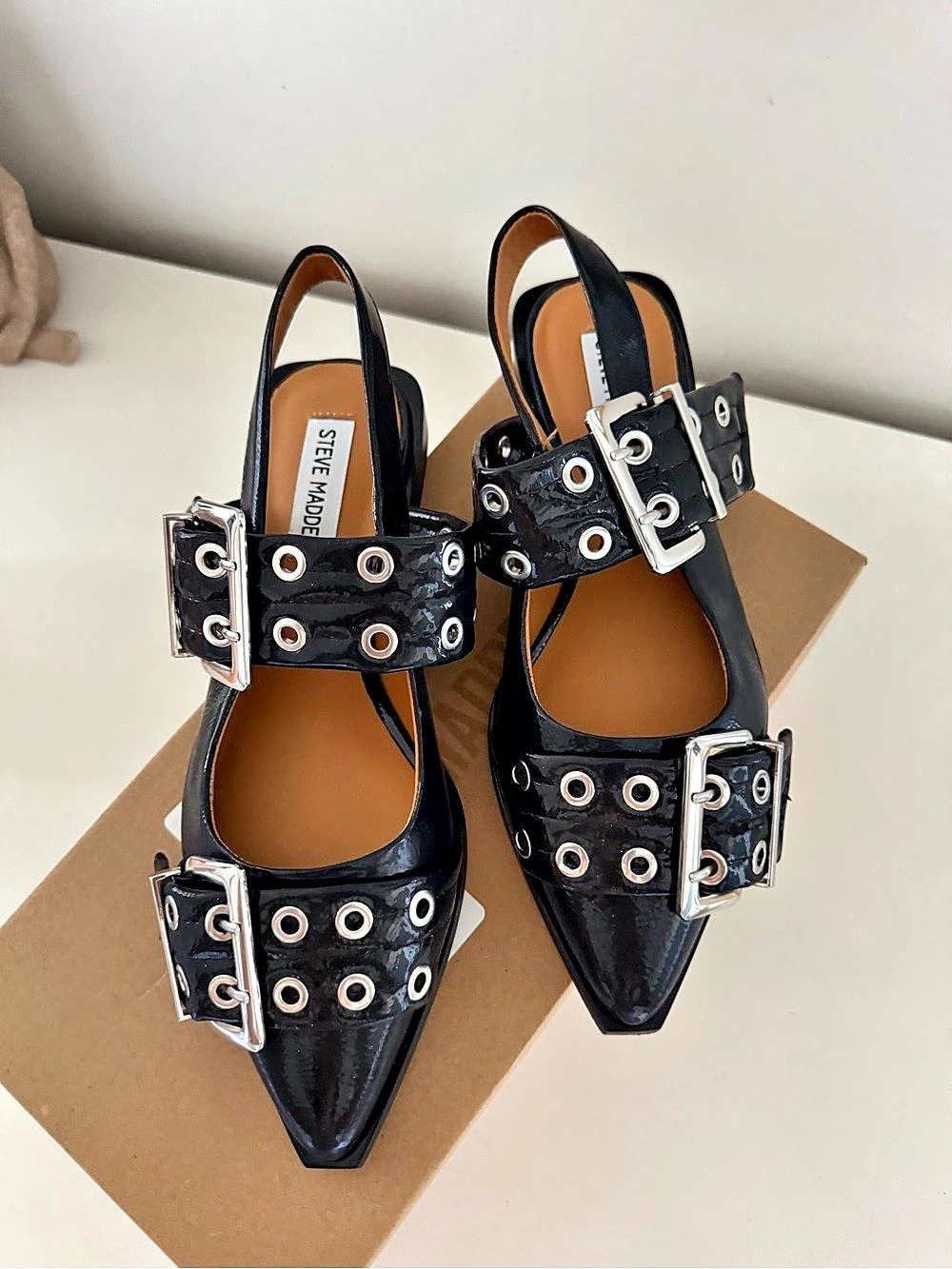 Steve Madden Graya Black Patent Pointed-Toe Heels US 7 Like New